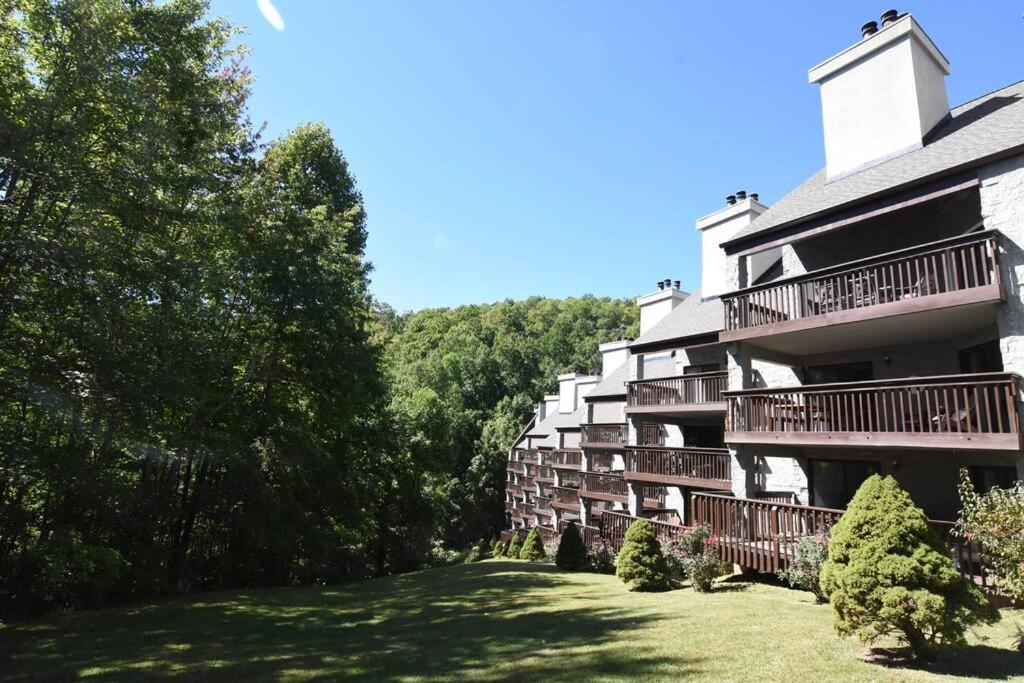 Views & Fireplace - Minutes To Gburg And Ober - Condo Гатлінбург Екстер'єр фото