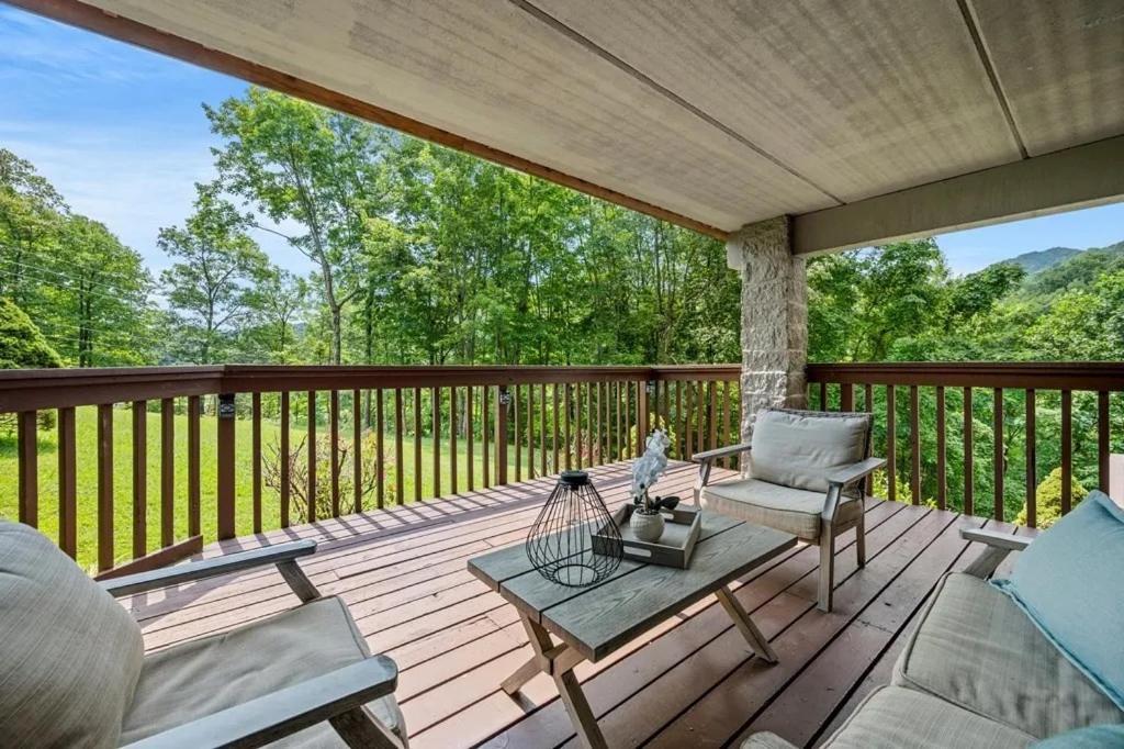 Views & Fireplace - Minutes To Gburg And Ober - Condo Гатлінбург Екстер'єр фото
